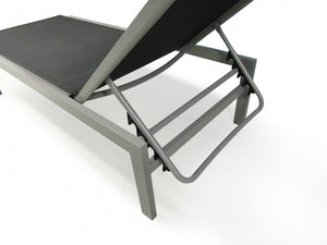 Lettino sole in alluminio e textilene, colore nero, Misure 69 x 37 x 194 cm