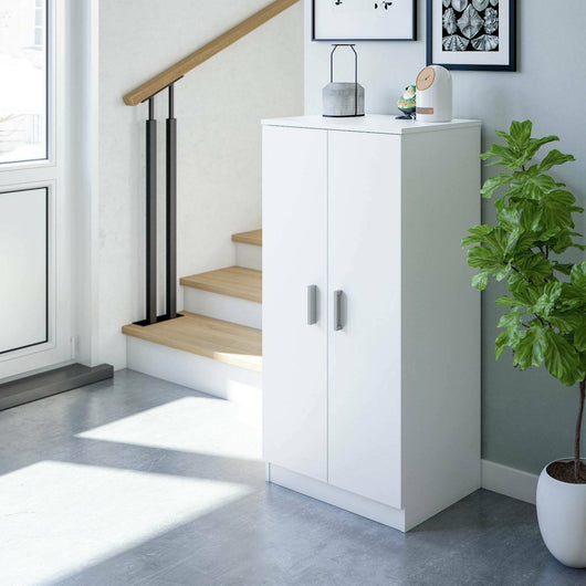 Armadio multiuso Akimera, Mobile ausiliario a 2 ante, Mobile basso portascarpe con 6 ripiani, Scarpiera moderna, cm 55x36h108, Bianco