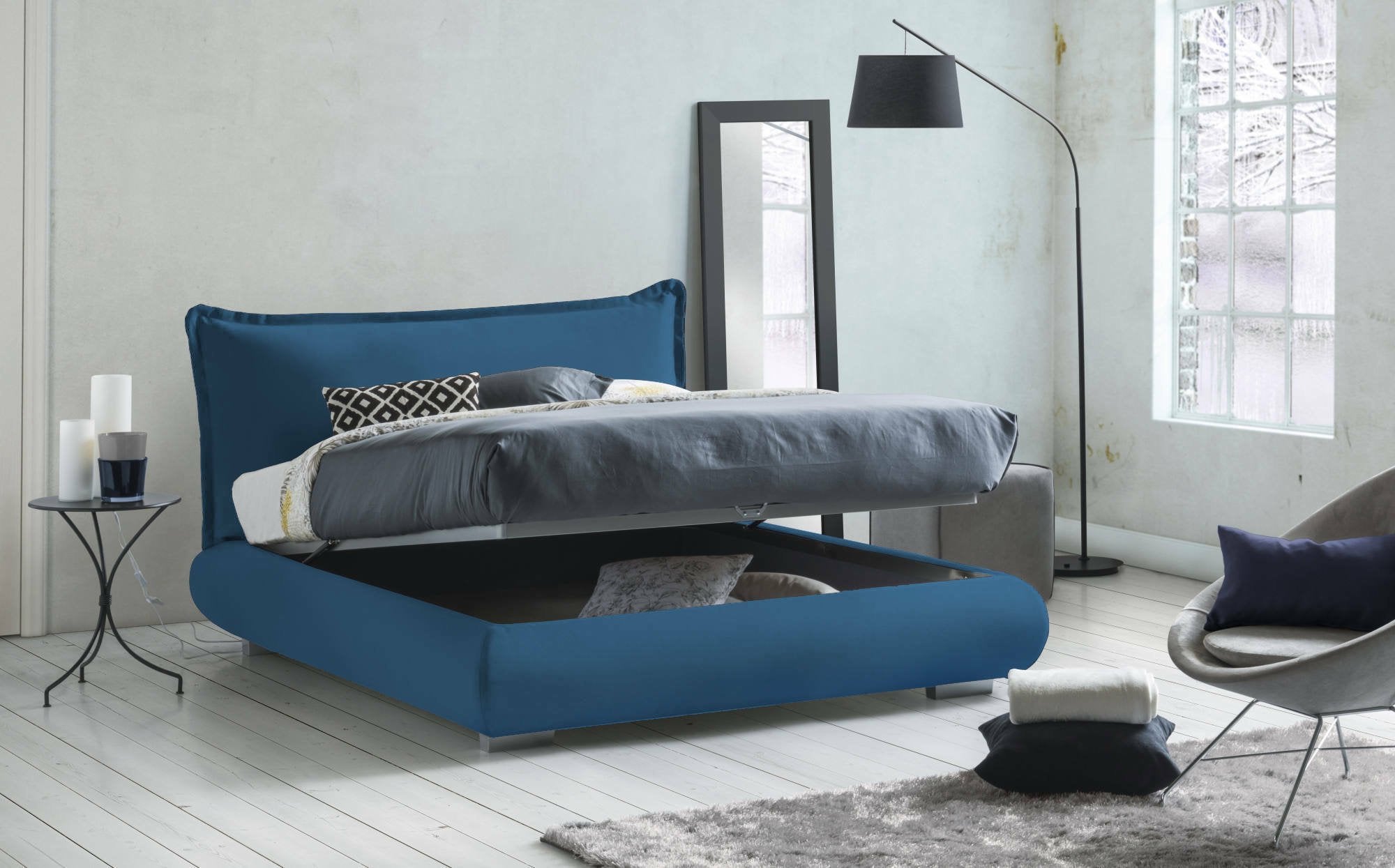 Letto matrimoniale Geras, Letto contenitore con rivestimento e testata in tessuto, Made in Italy, Apertura frontale, adatto per materasso 160x190 cm, Blu