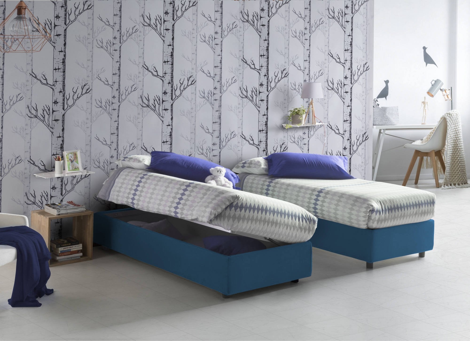 Letto piazza e mezza Aftis, Letto contenitore con rivestimento in tessuto, Made in Italy, Apertura laterale, con materasso cm 120x190 incluso, Blu