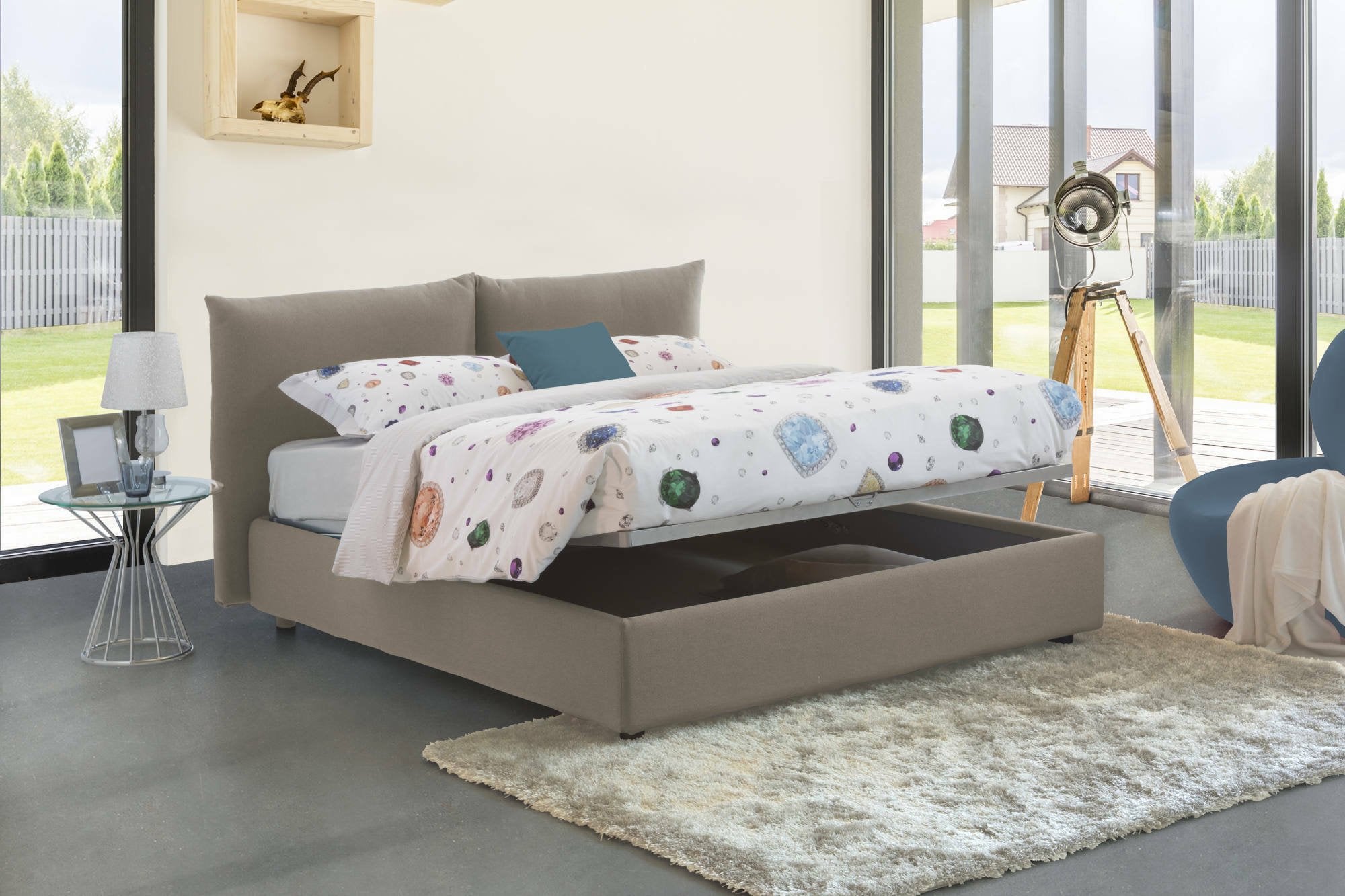 Letto matrimoniale Alizarin, Letto contenitore con rivestimento in tessuto, Made in Italy, Apertura frontale, adatto per materasso cm 160x190, Tortora