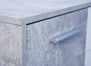 Credenza a cinque ante e due cassetti nella parte Dvega, colore bianco e cemento, Misure 115 x 77 x 30 cm