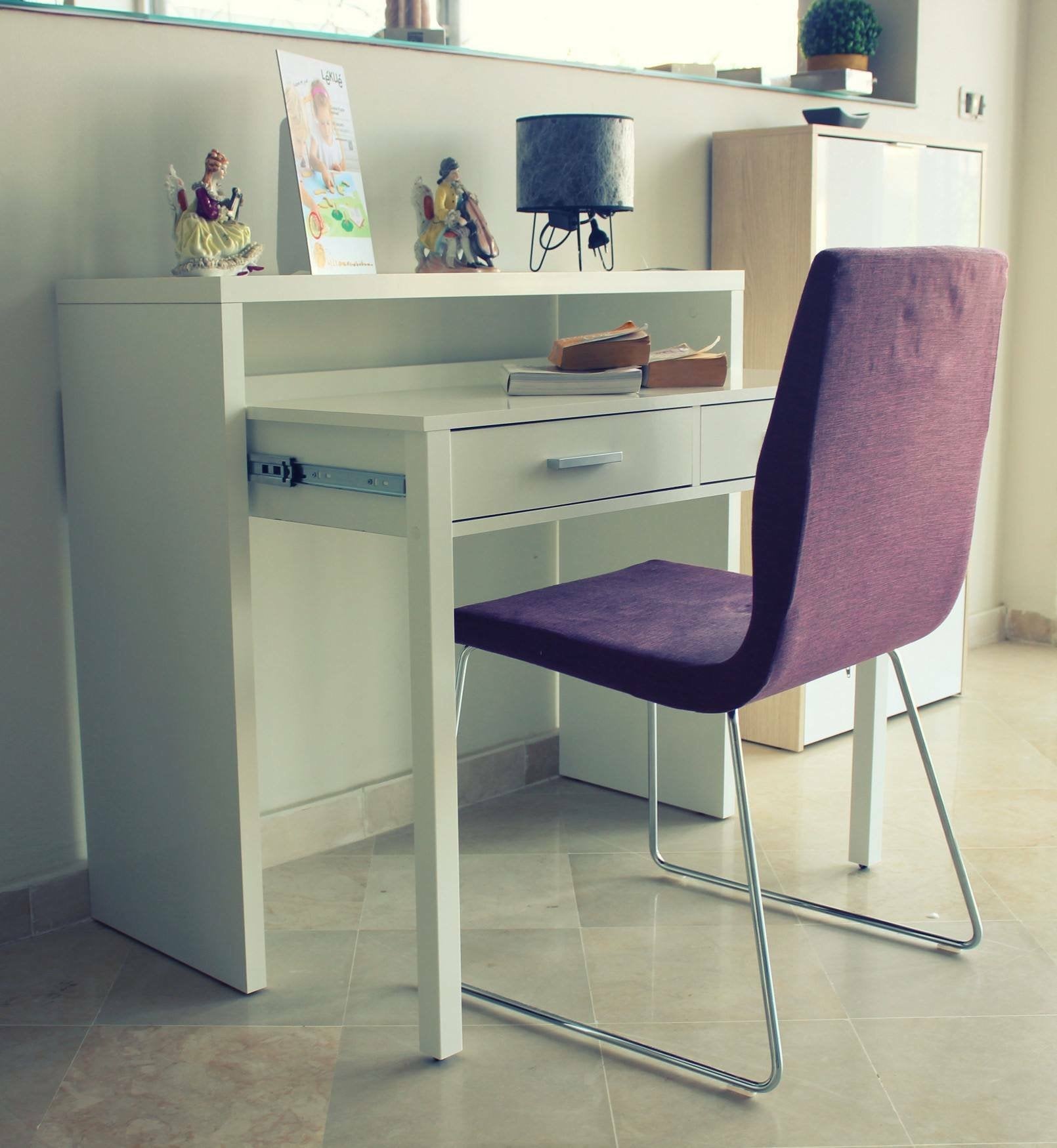 Consolle Andriy, Scrivania con piano estensibile, Scrittoio porta PC con 2 cassetti, cm 99x36h88, Bianco