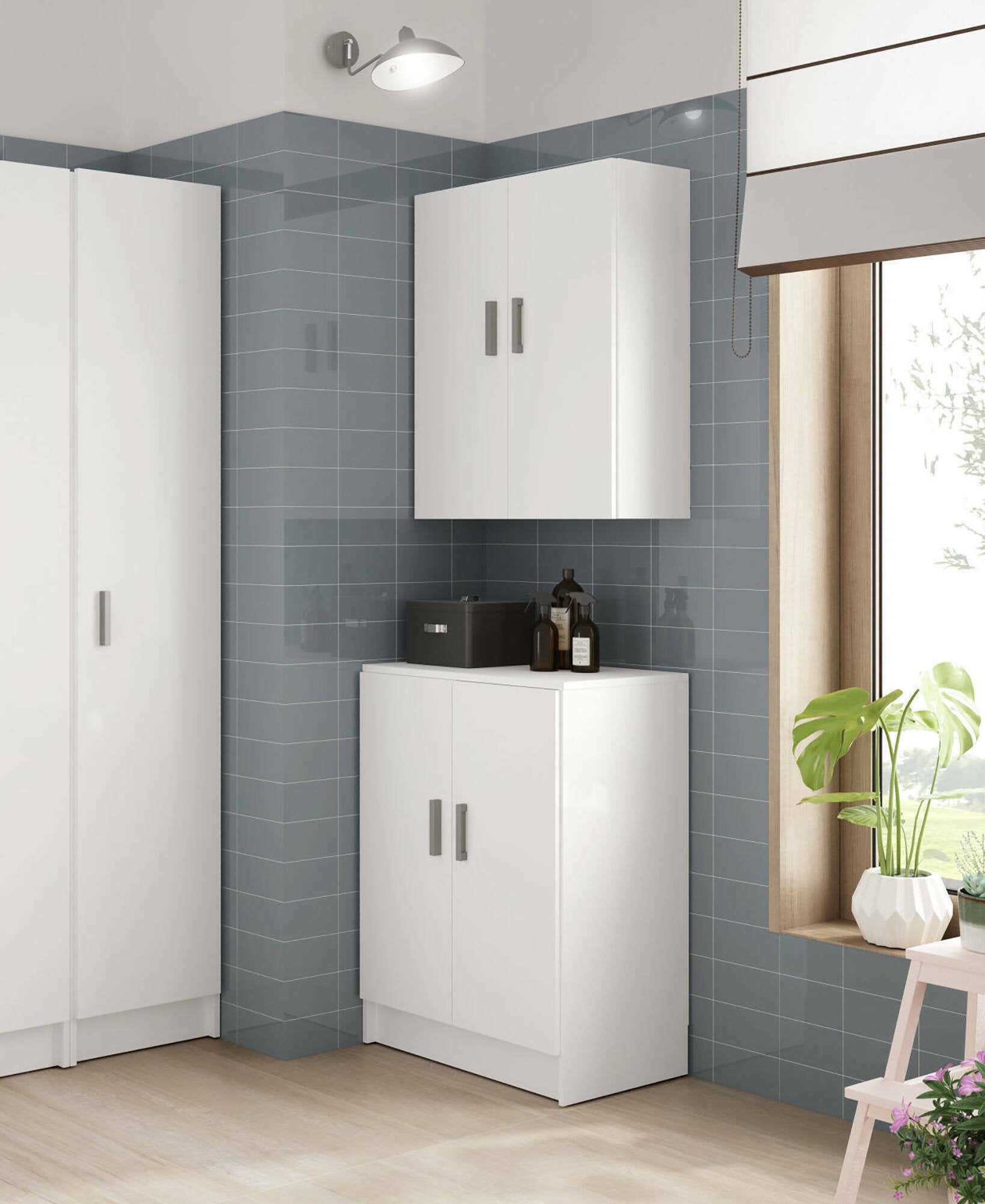 Armadio multiuso Pan, Mobile ausiliario basso a 2 ante, Portascarpe a 1 ripiano, Armadietto multifunzione, cm 59x37h80, Bianco