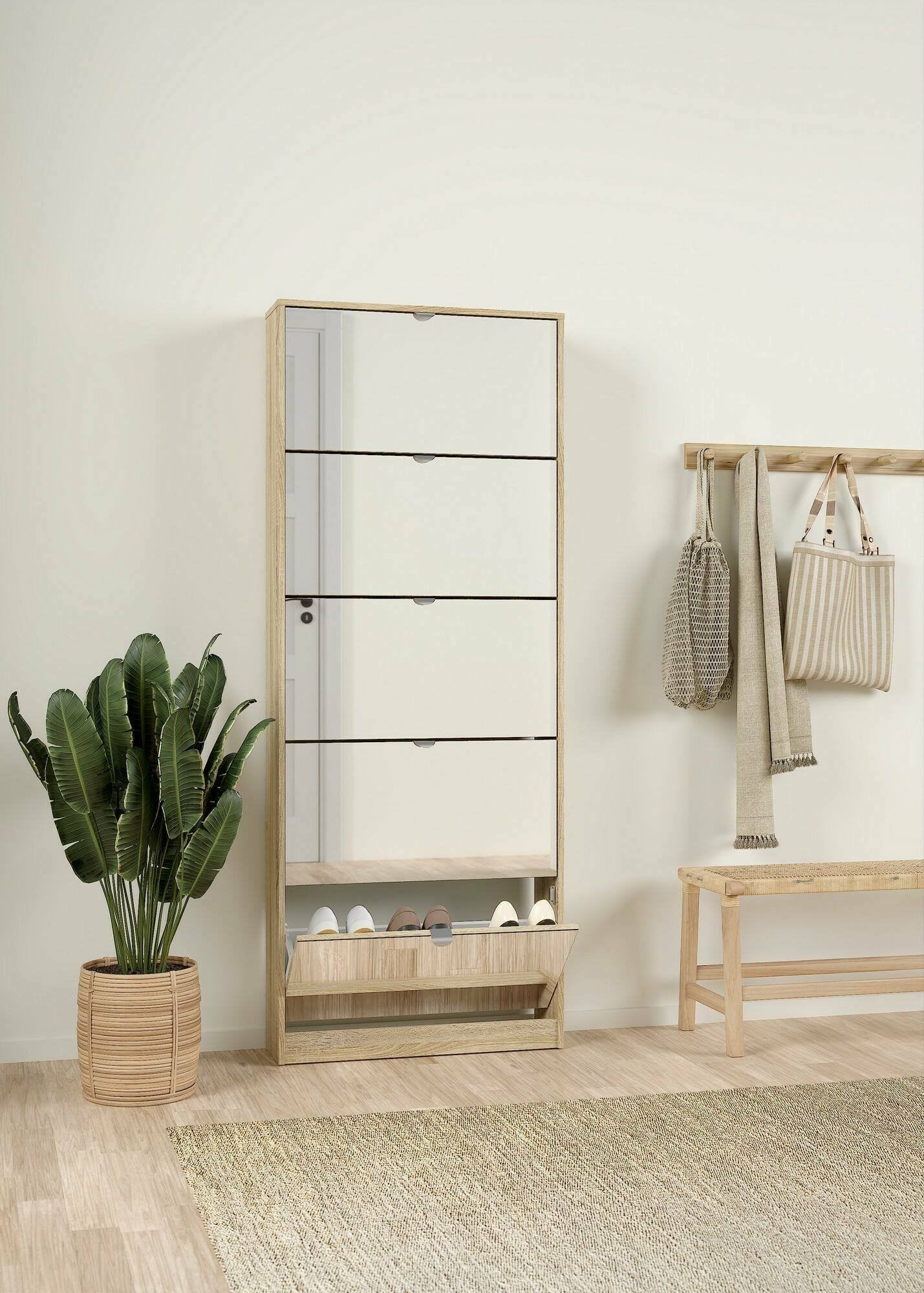 Scarpiera a cinque ante con Angiolo, colore rovere, cm 71 x 181 x 20