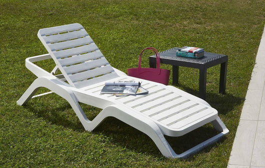 Lettino prendisole Anis, Sdraio da giardino regolabile, Lettino da esterno, 100 % Made in Italy, Cm 192x72h100, Bianco