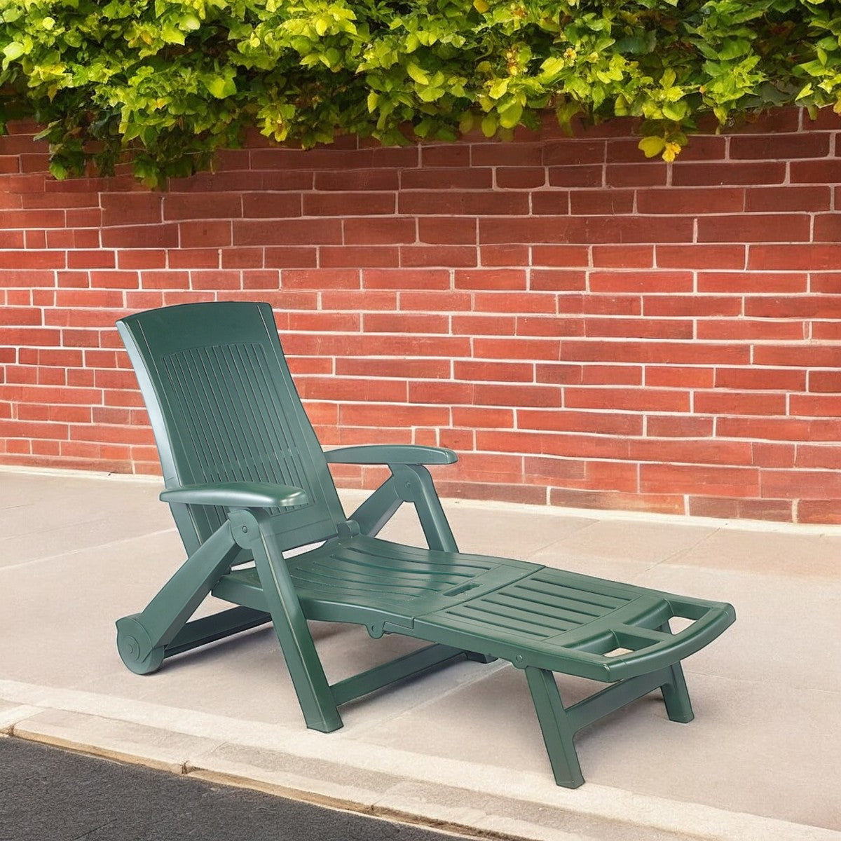 Lettino prendisole Adam, Sdraio da giardino regolabile con ruote, Lettino da esterno, 100 % Made in Italy, Cm 195x72h101, Verde