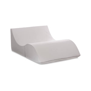 Letto pieghevole Amorina, Pouf trasformabile in letto matrimoniale, 100% Made in Italy, Pouf trasformabile in una chaise longue in ecopelle, cm 100x200h70, Bianco
