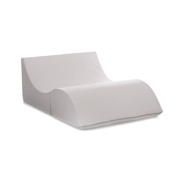 Letto pieghevole Amorina, Pouf trasformabile in letto matrimoniale, 100% Made in Italy, Pouf trasformabile in una chaise longue in ecopelle, cm 100x200h70, Bianco