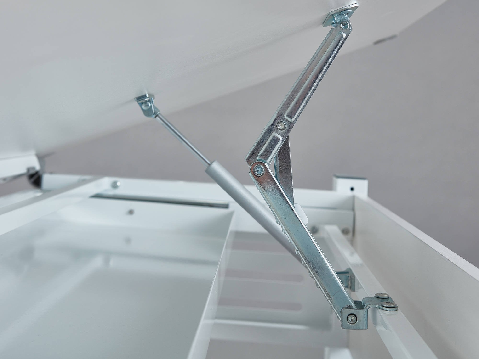 Scrivania regolabile in altezza con ripiano Dfrazie, in metallo bianco, cm 110x68x55-78