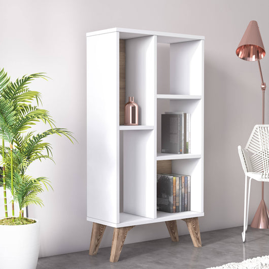Libreria essenziale con cinque scomparti aperti di diverse 0, cm 55 x 25 x 106, colore bianco con dettaglio noce