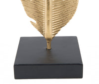 Pannello con piuma, Struttura in ferro, Colore oro, 10 x 34 x 10 cm