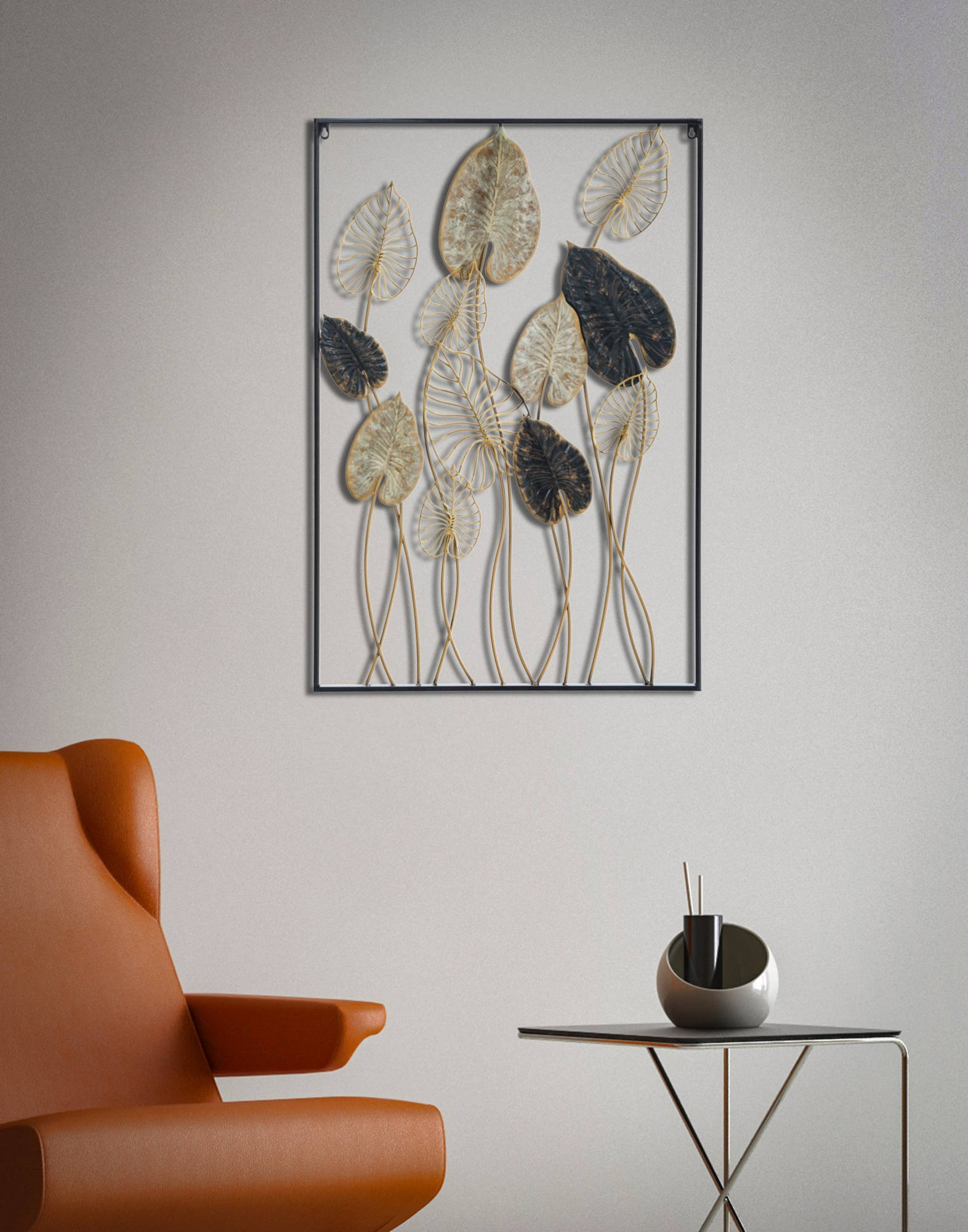 Decorazione da parete, struttura in ferro, Con fantasia floreale, Misure 66 x 4,5 x 100 cm