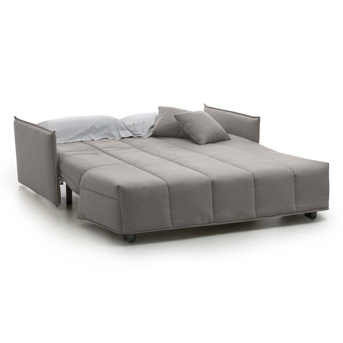 Divano Letto Alaric, Divano a 2 posti, Made in Italy, SofÒ  Soggiorno con apertura a carrello con apertura a carrello, in tessuto imbottito, con Braccioli standard, cm 150x90h85, colore Grigio