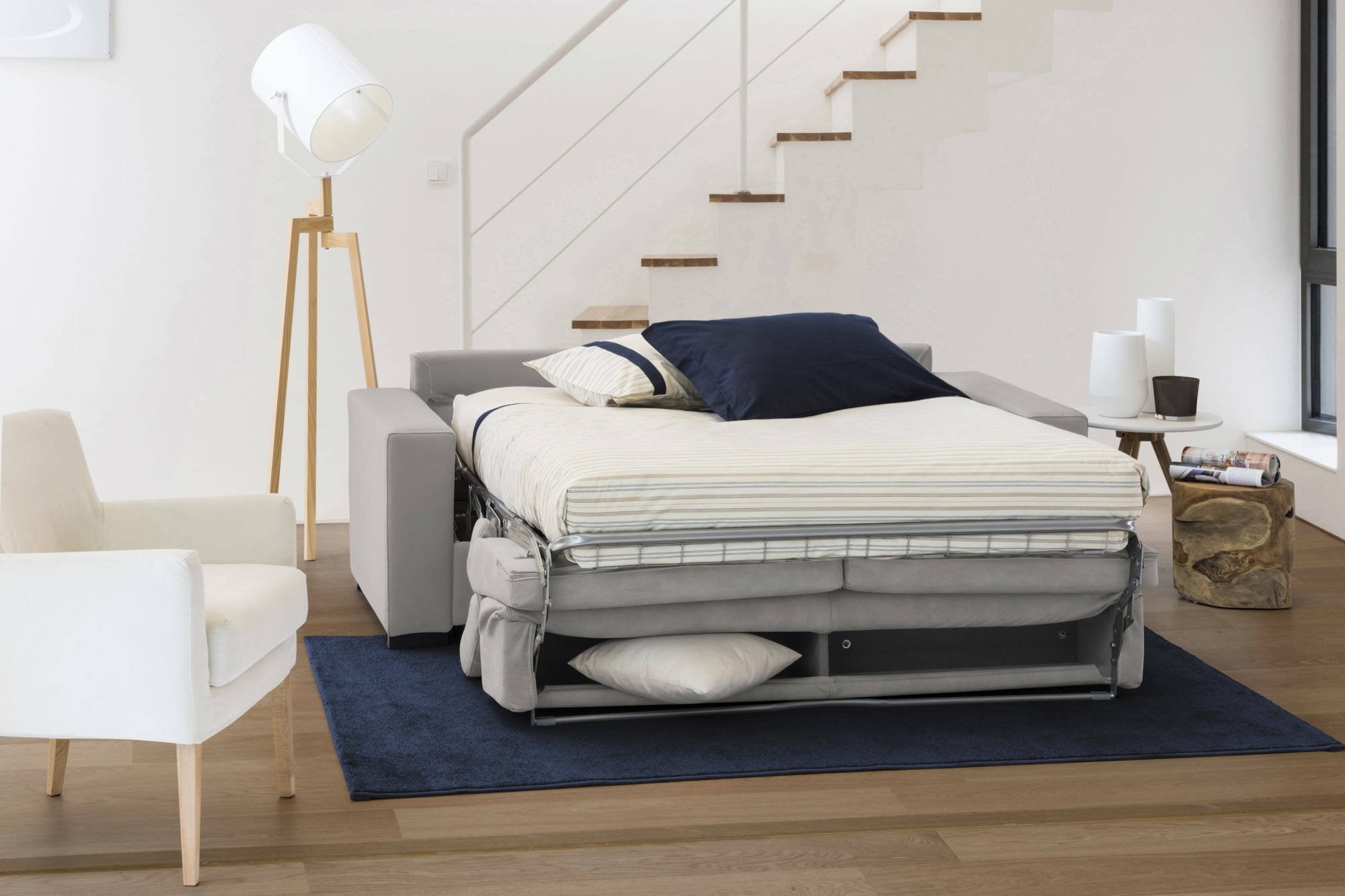 Divano Letto Aieie, Divano a 2 posti Large, Made in Italy, SofÒ  Soggiorno con apertura girevole, con poggiatesta regolabili e Braccioli slim, cm 180x95h85, Grigio