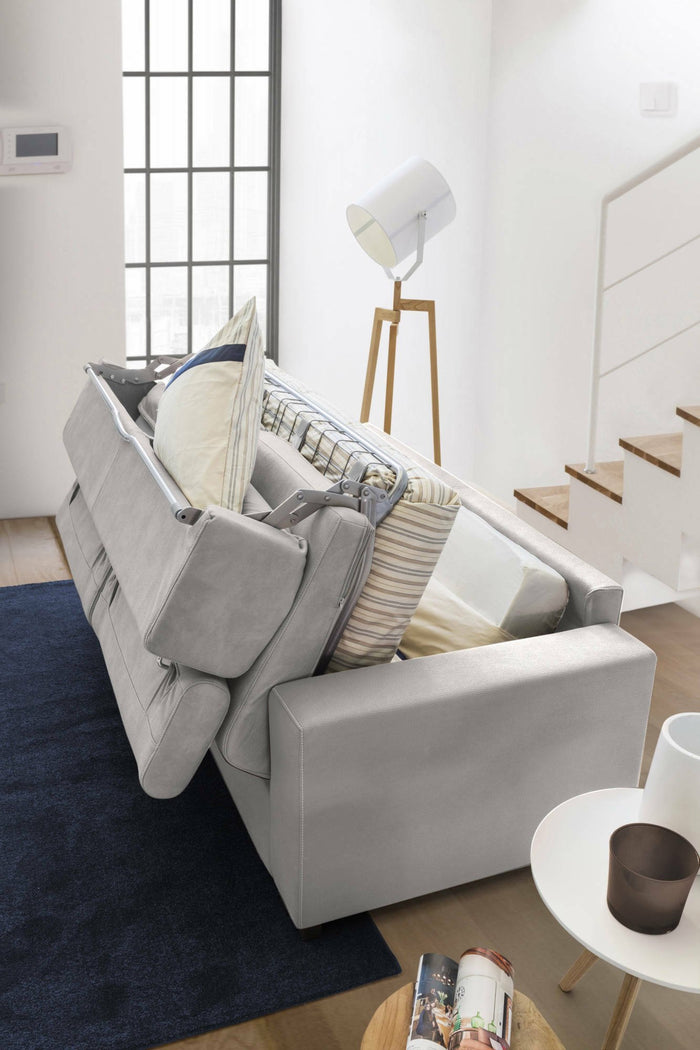 Divano Letto Aieie, Divano a 2 posti Large, Made in Italy, SofÒ  Soggiorno con apertura girevole, con poggiatesta regolabili e Braccioli slim, cm 180x95h85, Grigio