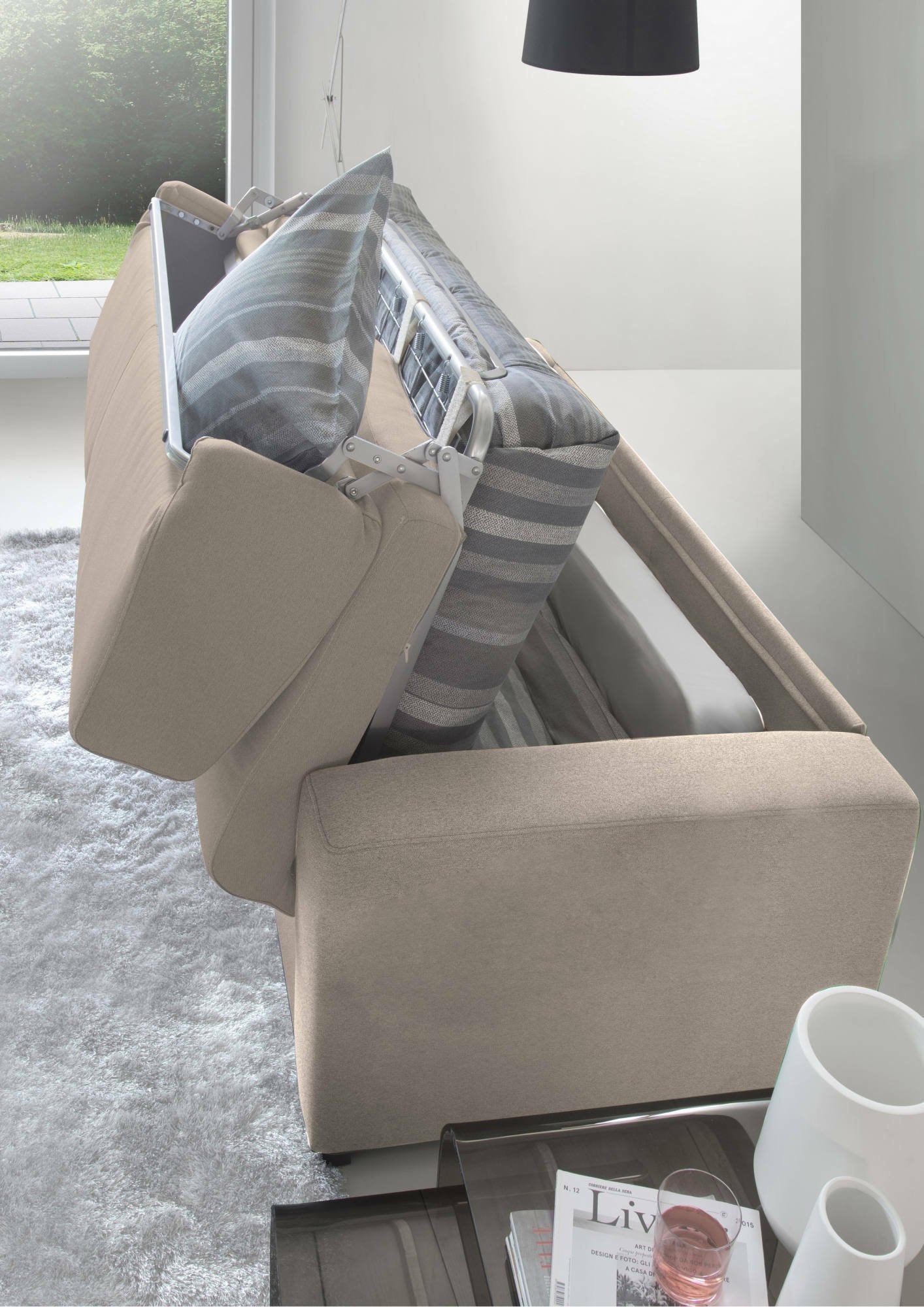 Divano Letto Zinnia, Divano a 3 posti, Made in Italy, SofÒ  Soggiorno con apertura girevole, in tessuto imbottito, con Braccioli slim, cm 200x95h90, Tortora