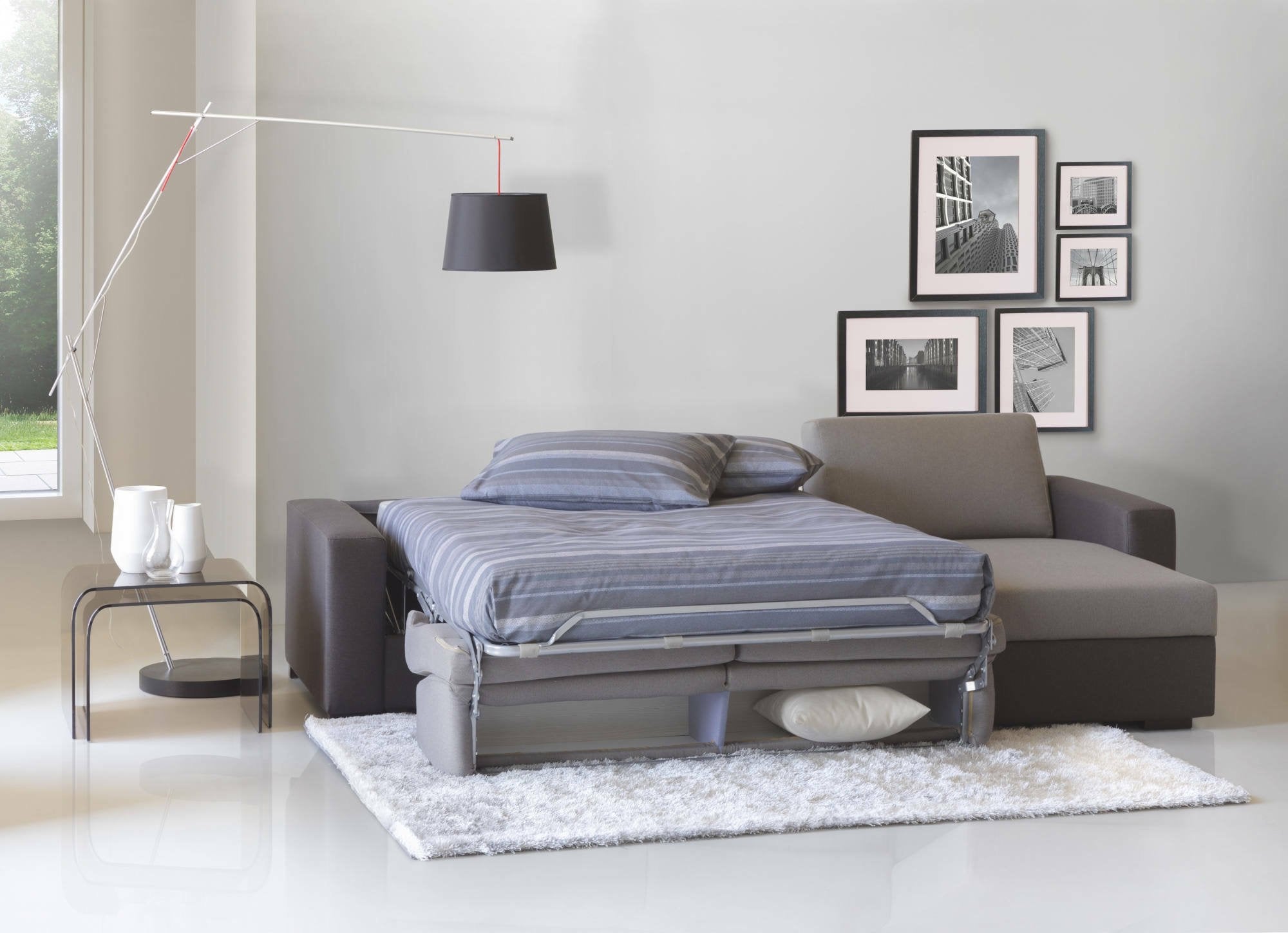 Divano Letto Allegria, Divano ad angolo, Made in Italy, SofÒ  con apertura girevole, con Penisola contenitore reversibile, con Braccioli slim, cm 260x95h90, Grigio e Antracite