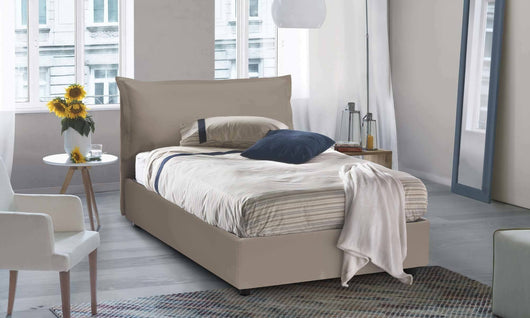 Letto piazza e mezza Andora, Letto contenitore con rivestimento in ecopelle, Made in Italy, Apertura frontale, adatto per materasso cm 120x200, Tortora