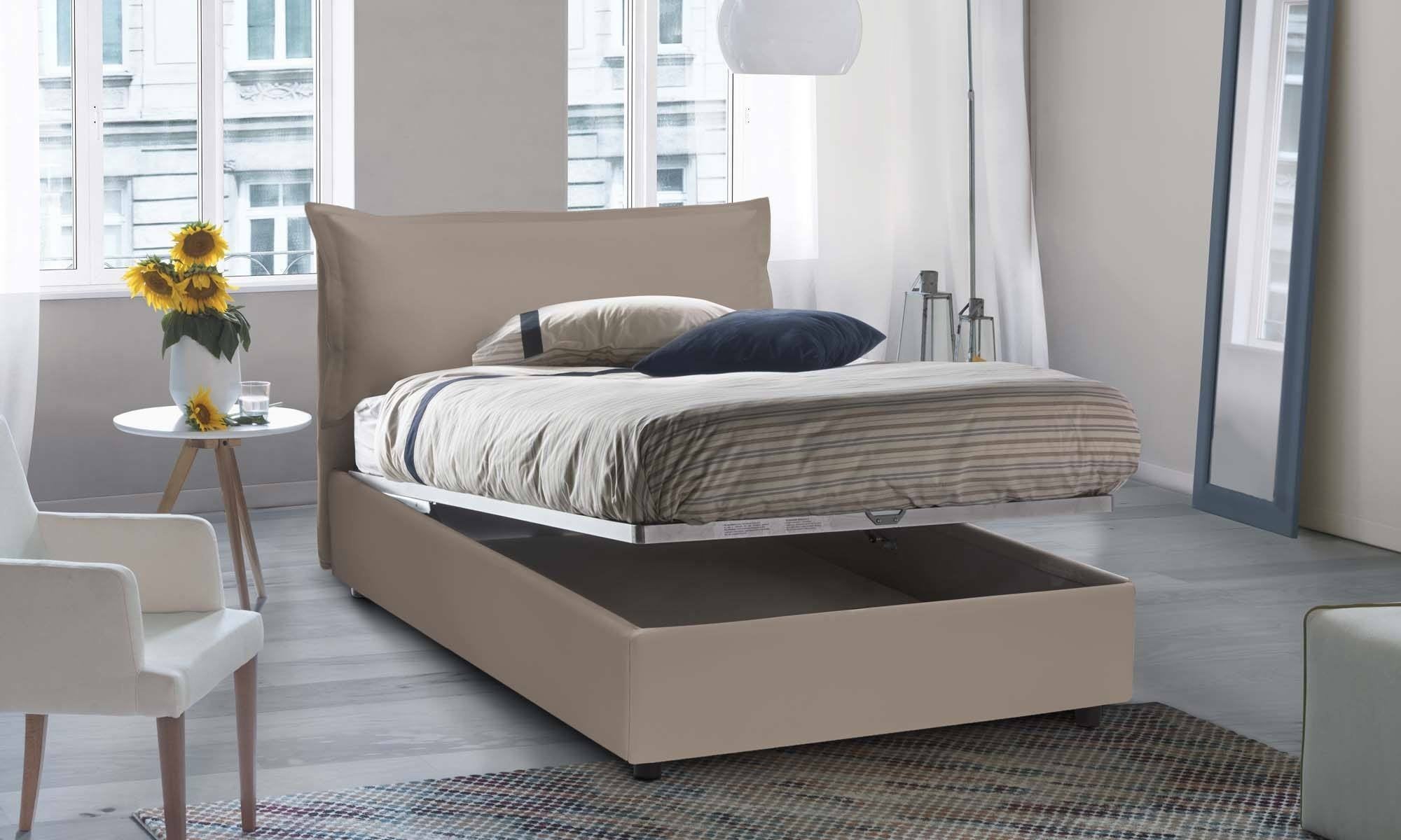 Letto piazza e mezza Aconito, Letto contenitore con rivestimento in ecopelle, Made in Italy, Apertura frontale, con materasso cm 120x200 incluso, Tortora