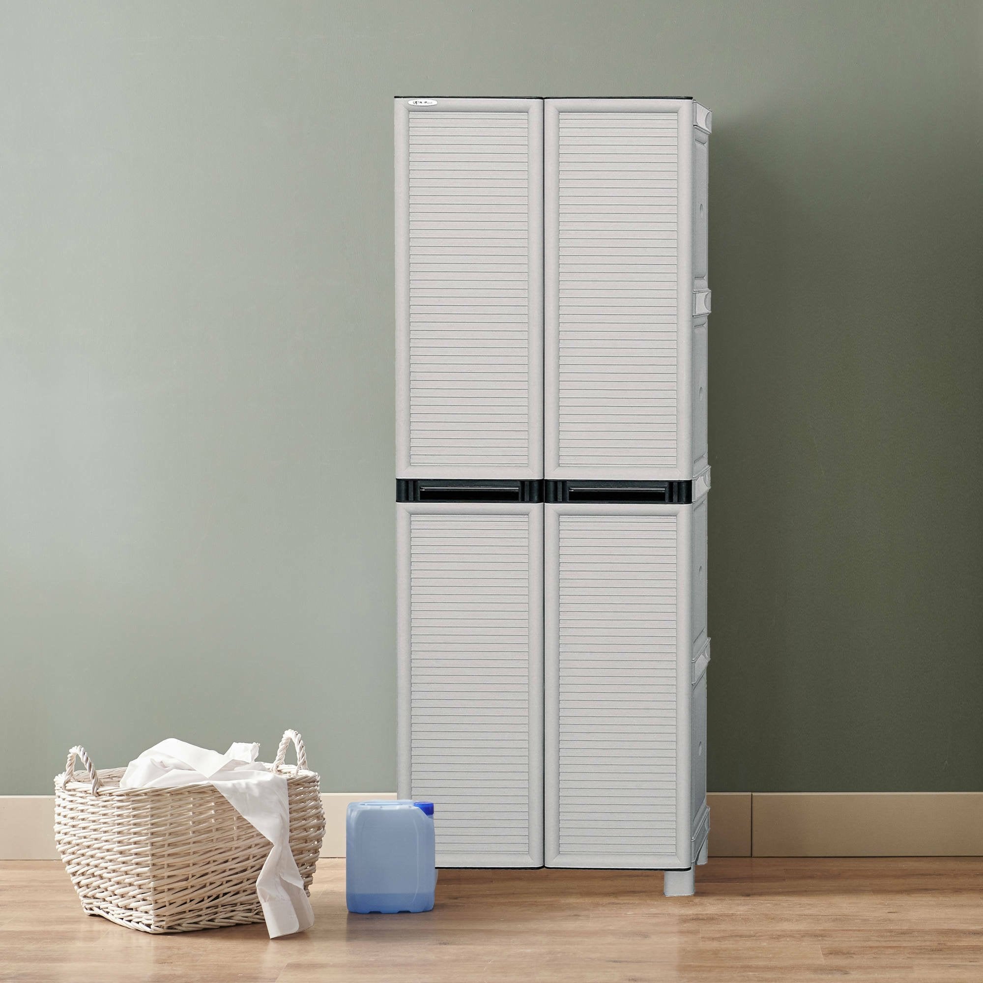 Armadio portascope da esterno o Achae, Mobile a 2 ante 3 ripiani in polipropilene, 100% Made in Italy, cm 70x39h172, colore Grigio chiaro