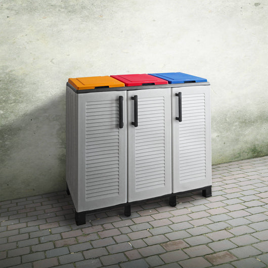 Armadio portarifiuti da esterno o Apix, Mobile porta 3 sacchi a 3 ante, 100% Made in Italy, cm 102x37h90, colore Grigio chiaro e coperchi colorati