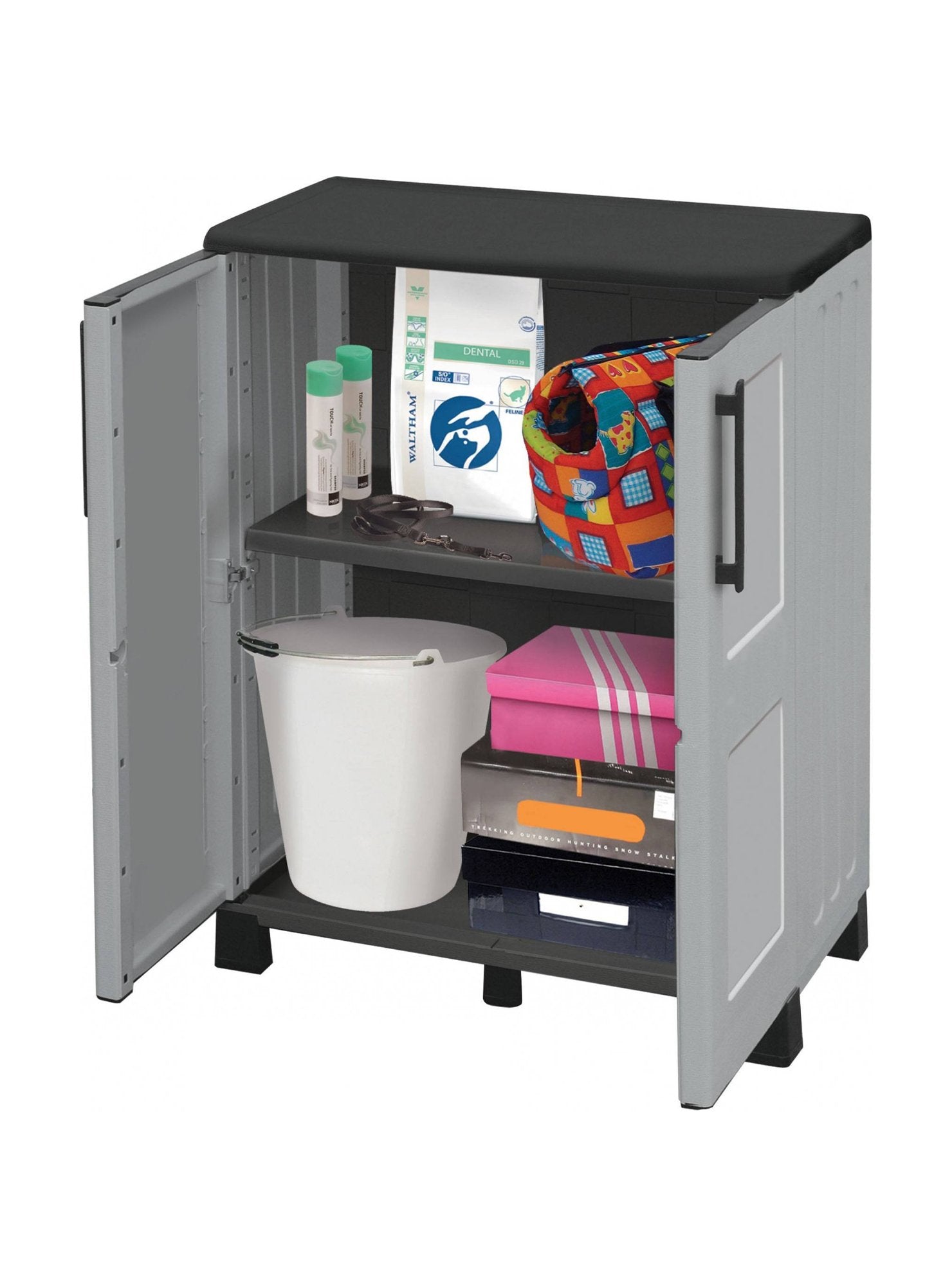 Mobiletto multiuso da esterno o Anthony, Armadio basso a 2 ante e 1 ripiano in polipropilene, 100% Made in Italy, cm 68x37h90, colore Grigio chiaro