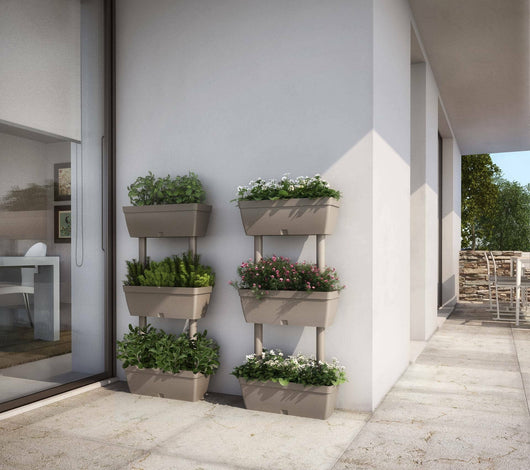 Set di 3 vasi per orto Aldunga,Set di 3 vasi porta fiori per interno o esterno, 100% Made in Italy, cm 49x22h16, colore Tortora