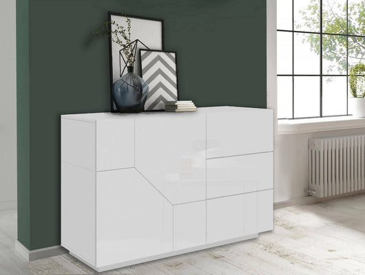 Credenza moderna a 2 ante geometriche e 3 All, Made in Italy, Madia da cucina, Buffet di design da soggiorno, Cm 141x43h86, Bianco lucido