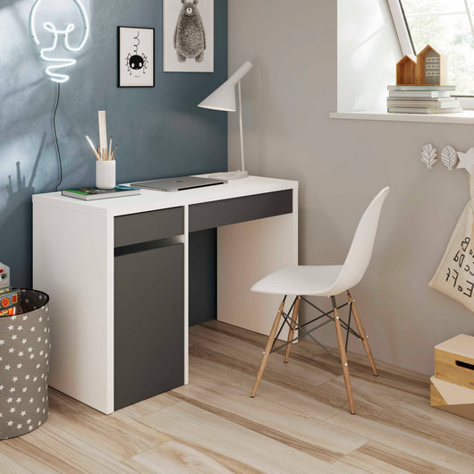 Scrivania Mckinney, Scrittoio con 1 cassetto e 1 anta, Tavolo da studio o ufficio porta PC, cm 108x50h73, Bianco e Antracite