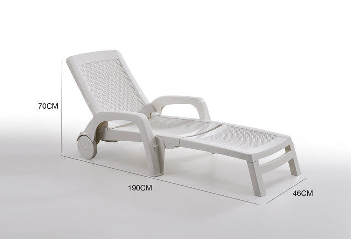 Lettino prendisole Abbie, Sdraio da giardino regolabile con braccioli, Lettino da esterno, 100% Made in Italy, Cm 190x46h70, Bianco