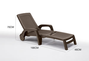 Lettino prendisole Abbie, Sdraio da giardino regolabile con braccioli, Lettino da esterno, 100% Made in Italy, Cm 190x46h70, Marrone