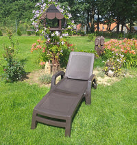 Lettino prendisole Abbie, Sdraio da giardino regolabile con braccioli, Lettino da esterno, 100% Made in Italy, Cm 190x46h70, Marrone