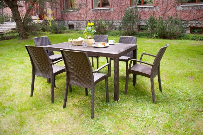 Tavolo da esterno Adila, Tavolo rettangolare da giardino, Tavolo da giardino multiuso effetto rattan, 100% Made in Italy, Cm 150x90h74, Marrone