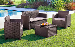 Salottino da esterno Gazania, Set da giardino con cuscini, Salottino effetto rattan, 100% Made in Italy, Marrone