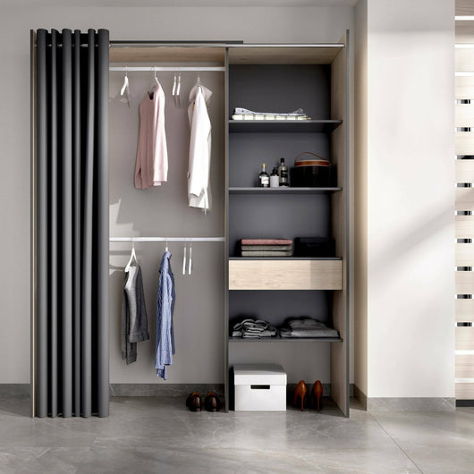 Guardaroba Arim, Struttura per cabina armadio con tenda, Mobile appendiabiti aperto, 160x50h205 cm, Rovere e Antracite