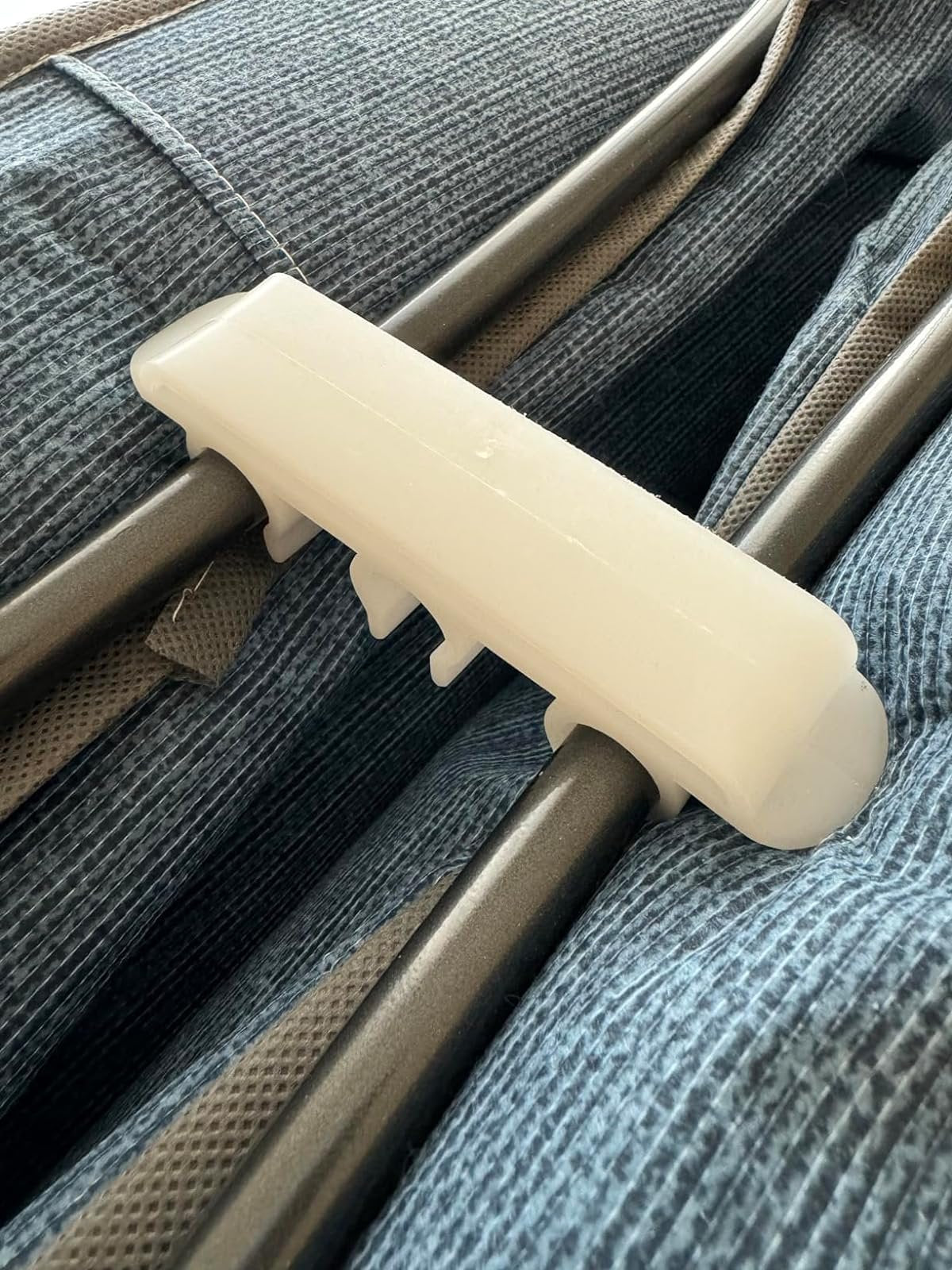 Letto pieghevole Tellus, Brandina con rete 12 doghe, Materasso incluso, Lettino salvaspazio, 100% Made in Italy, 80x190h37 cm, Cover protettiva inclusa