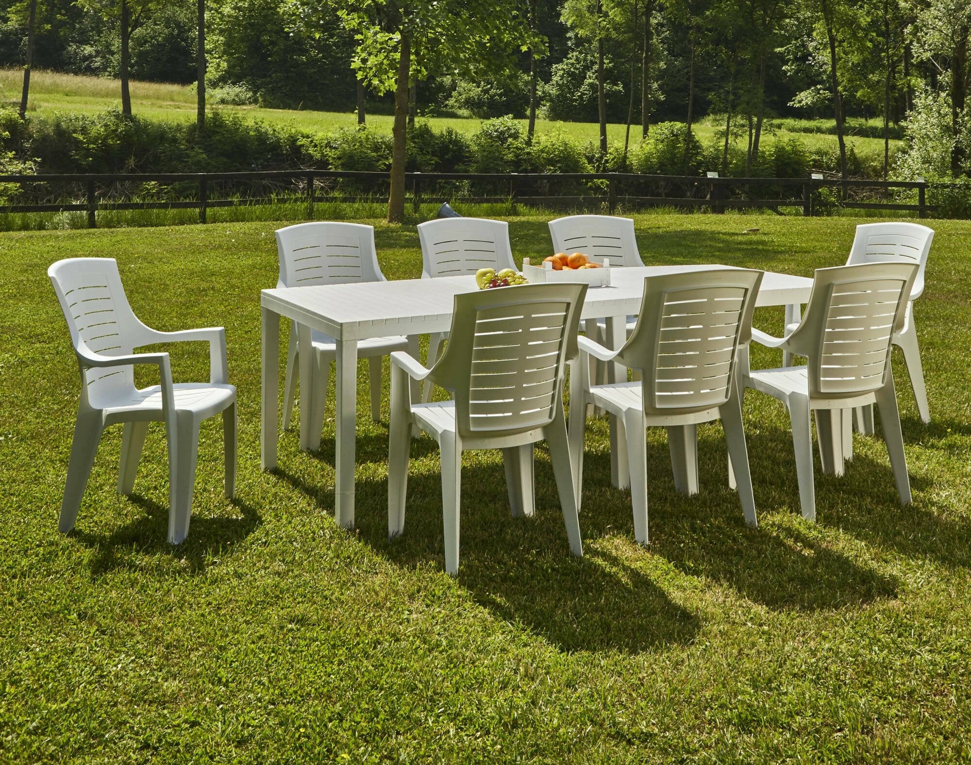 Tavolo da esterno rettangolare allungabile da pranzo Dmica, Tavolo da giardino estensibile, 100% Made in Italy, Cm 150x90h72, Bianco