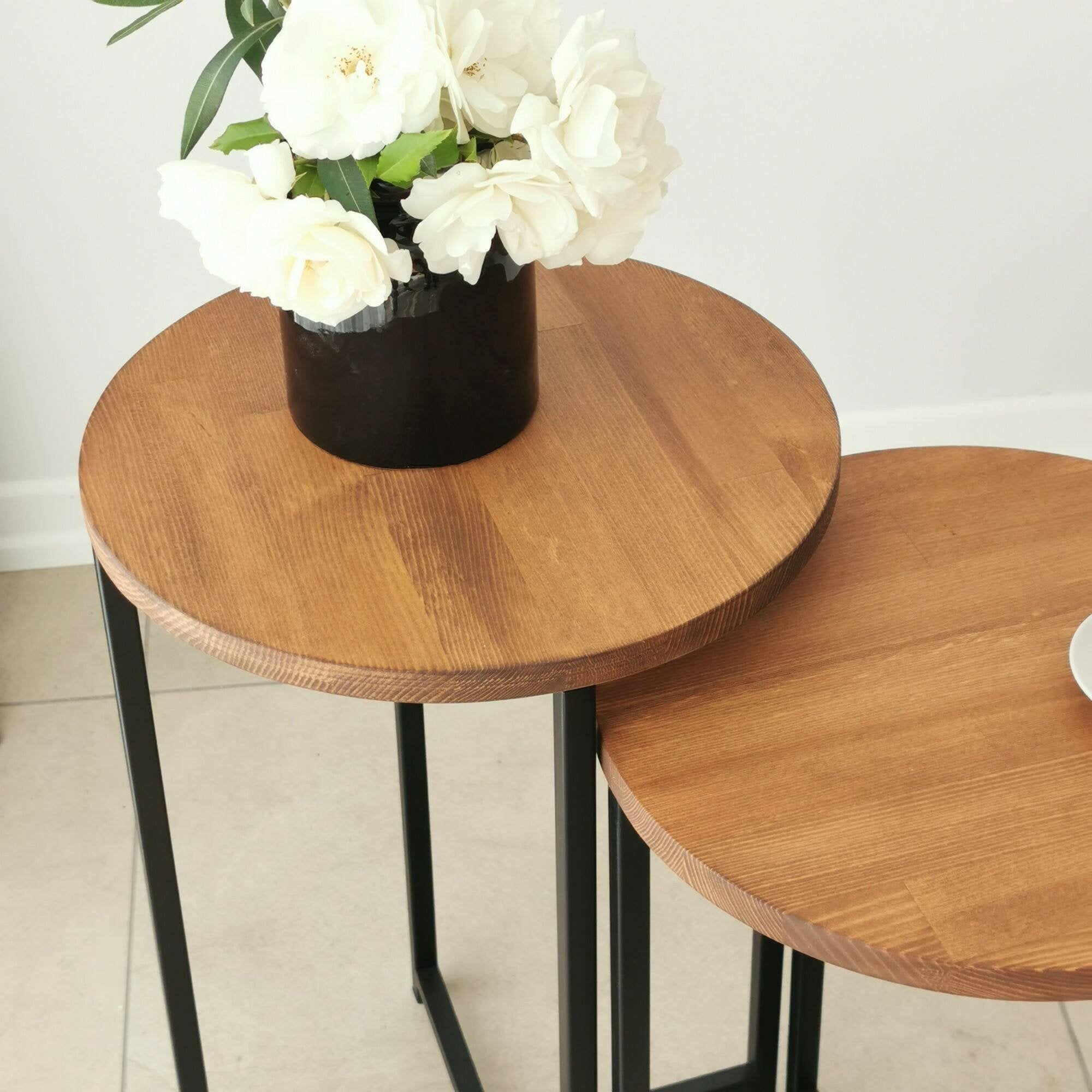 Tavolino da salotto Gwenllian, Tavolo basso da caffè, Portariviste per divano, Ripiano da soggiorno, 70x35h55 cm, Quercia