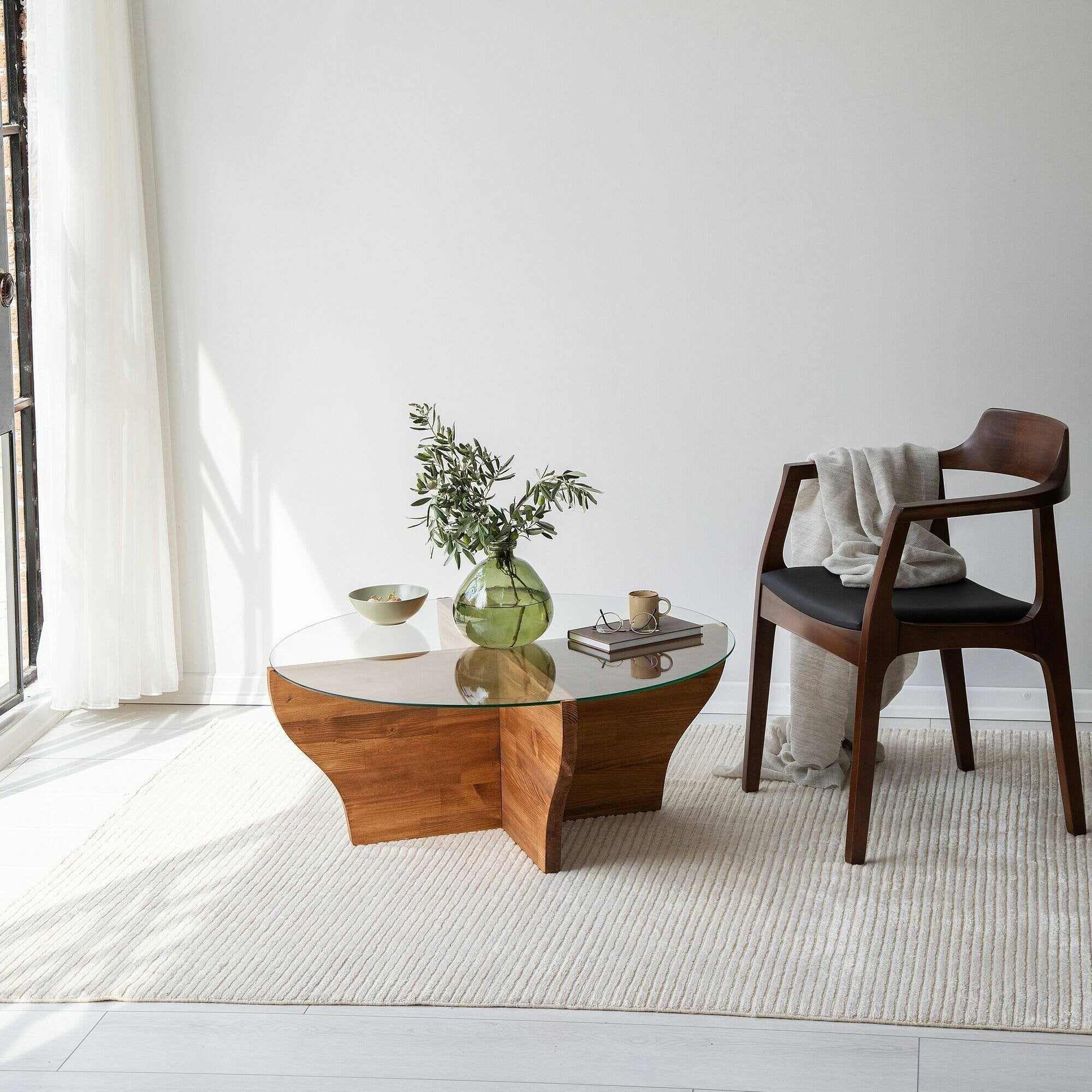 Tavolino da salotto Califfi, Tavolo basso da caffè, Portariviste per divano, Ripiano da soggiorno, 92x92h36 cm, Quercia