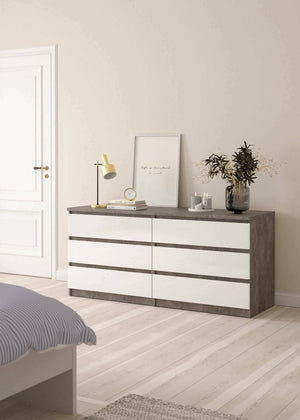 Credenza Abacadabra, Buffet da soggiorno, Madia da salotto, Dispensa da cucina, 154x50 h70 cm, Cemento e Bianco lucido