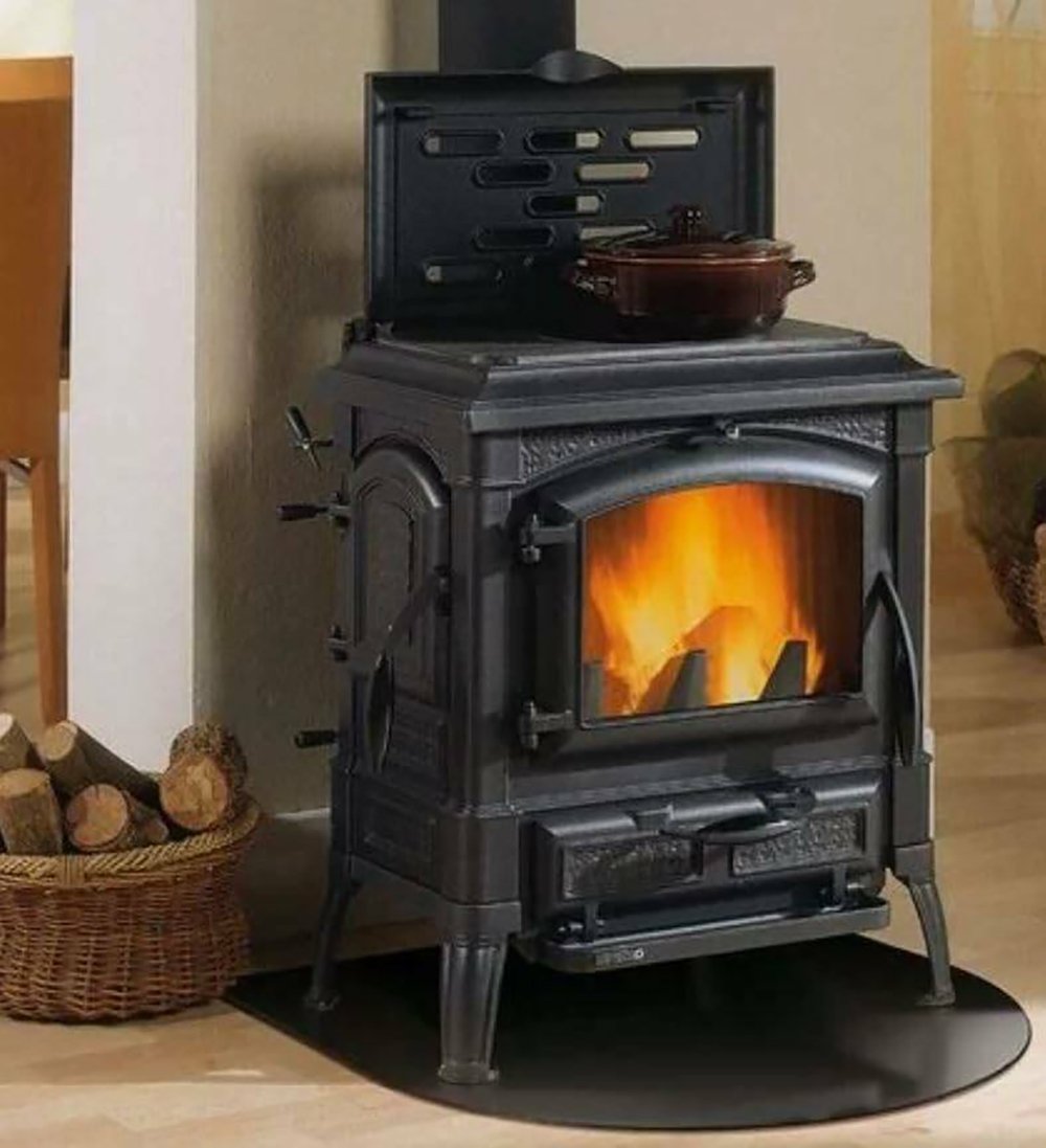 Accessorio riscaldamento Allerona, Accessorio per stufa, Utensili per il riscaldamento, Made in Italy, 60x70 h1 cm, Nero