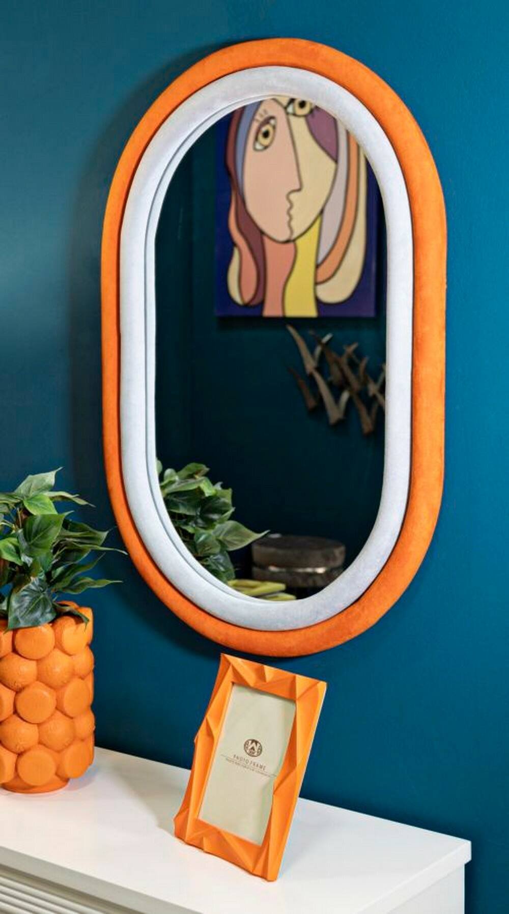 Specchio Marinetti, Specchiera, Articolo d'arredo a muro, Decorazione con specchio, 60x4 h90 cm, Arancione e Grigio