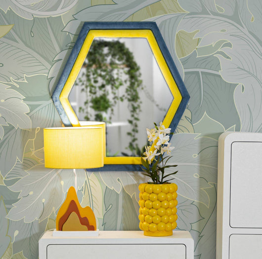 Specchio Balla, Specchiera, Articolo d'arredo a muro, Decorazione con specchio, 75x4 h80 cm, Blu e Giallo