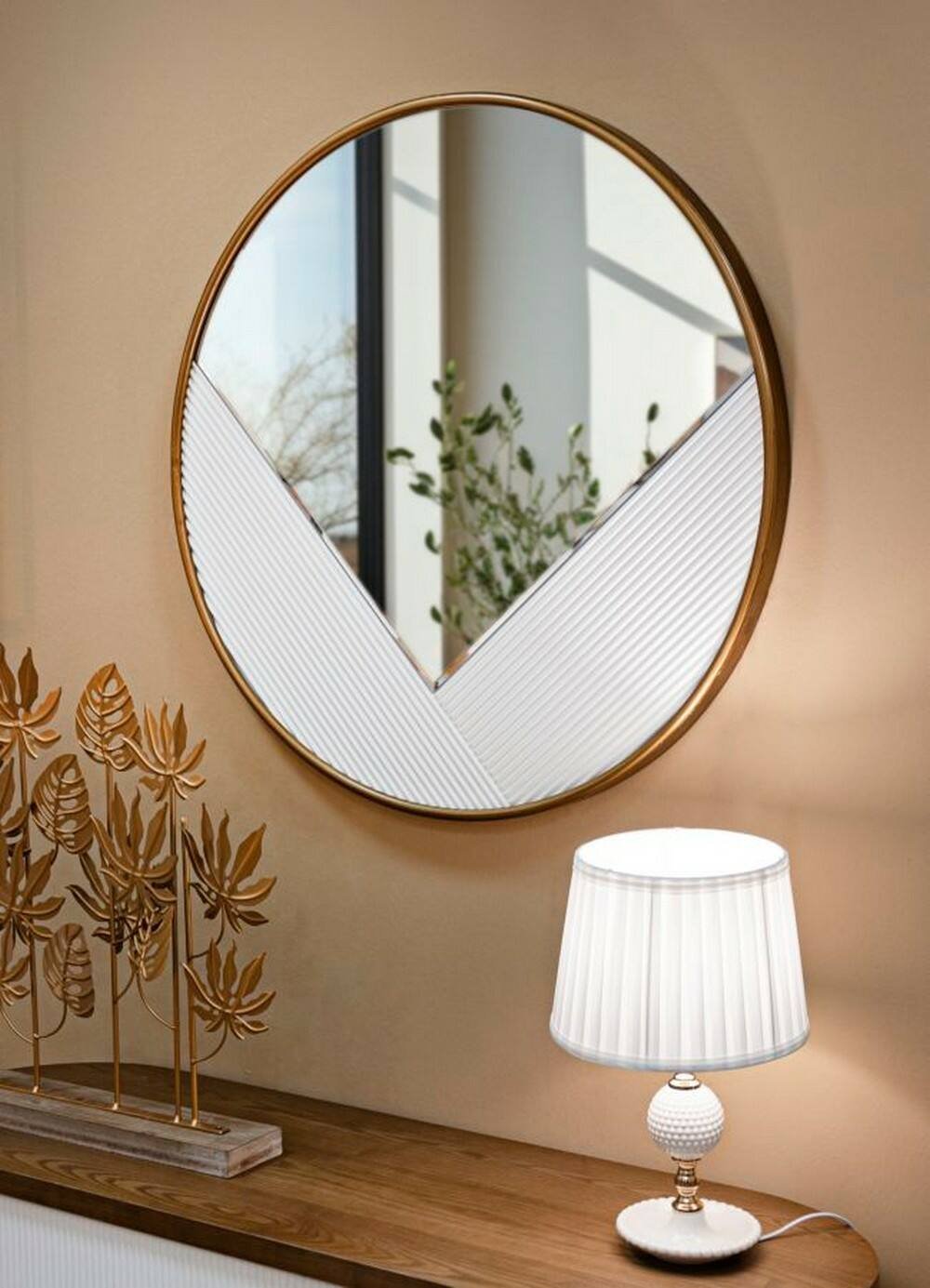 Specchio Santelia, Specchiera, Articolo d'arredo a muro, Decorazione con specchio, 80x4 h80 cm, Bianco e Oro