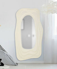 Specchio Pregola, Specchiera, Articolo d'arredo a muro, Decorazione con specchio, 90x4 h165 cm, Bianco