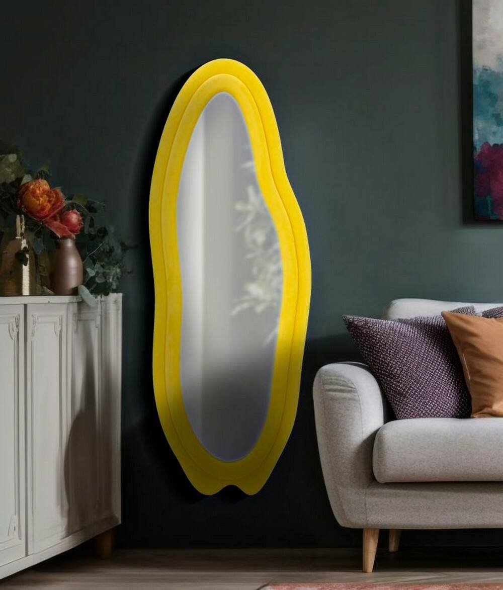 Specchio Brione, Specchiera, Articolo d'arredo a muro, Decorazione con specchio, 40x4 h160 cm, Giallo