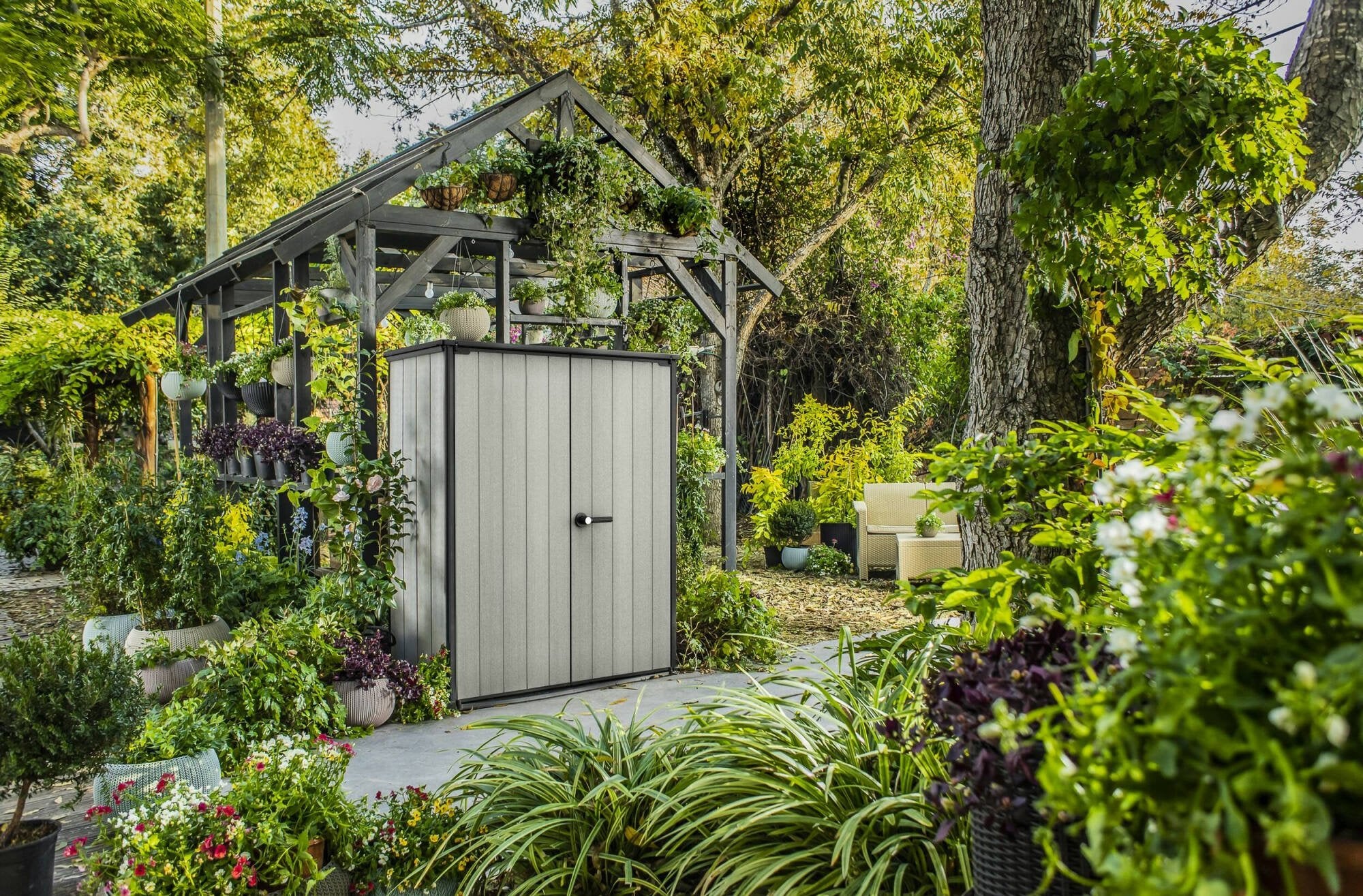 Armadio da esterno Digby, Mobile outdoor, Mobiletto giardino multiuso, Contenitore per balcone o garage, 140x74 h170 cm, Grigio