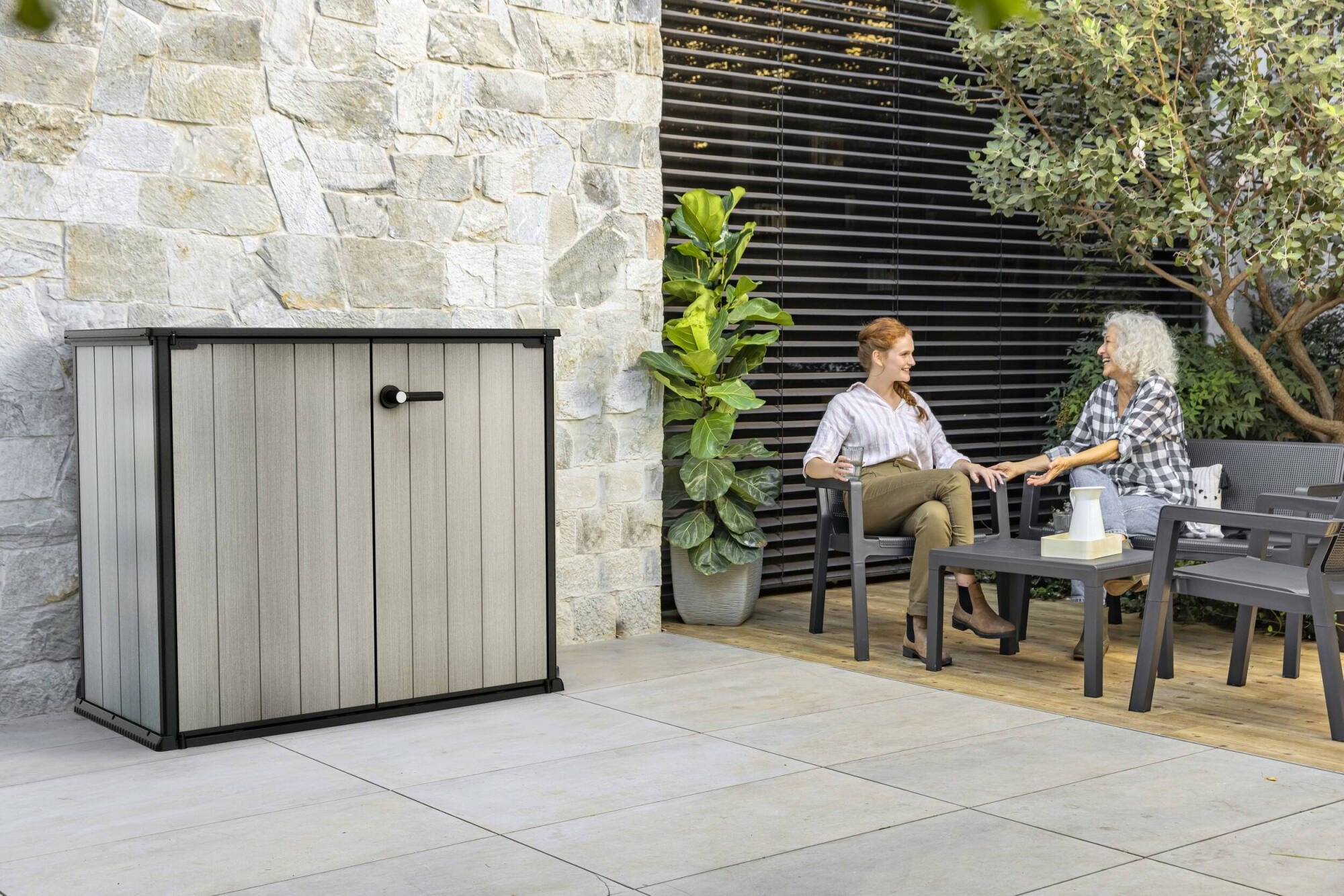 Armadio da esterno Kindersley, Mobile outdoor, Mobiletto giardino multiuso, Contenitore per balcone o garage, 140x77 h120 cm, Grigio