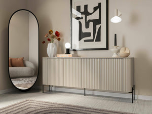 Credenza Laion, Madia da salotto con quattro ante battenti, Rialzata da terra, 190x40 h80 cm, Beige